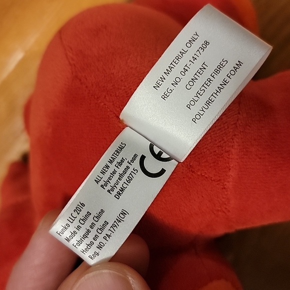 Five Nights At Freddy's Foxy - Picture 4 of 6